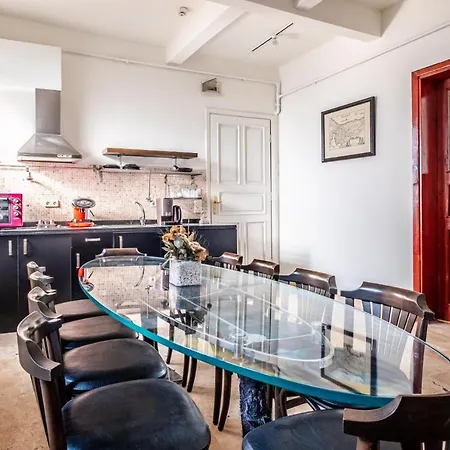 Unique Flat With Excellent Location In Beyoglu Appartement *