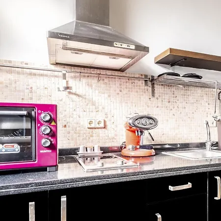 Unique Flat With Excellent Location In Beyoglu Appartement